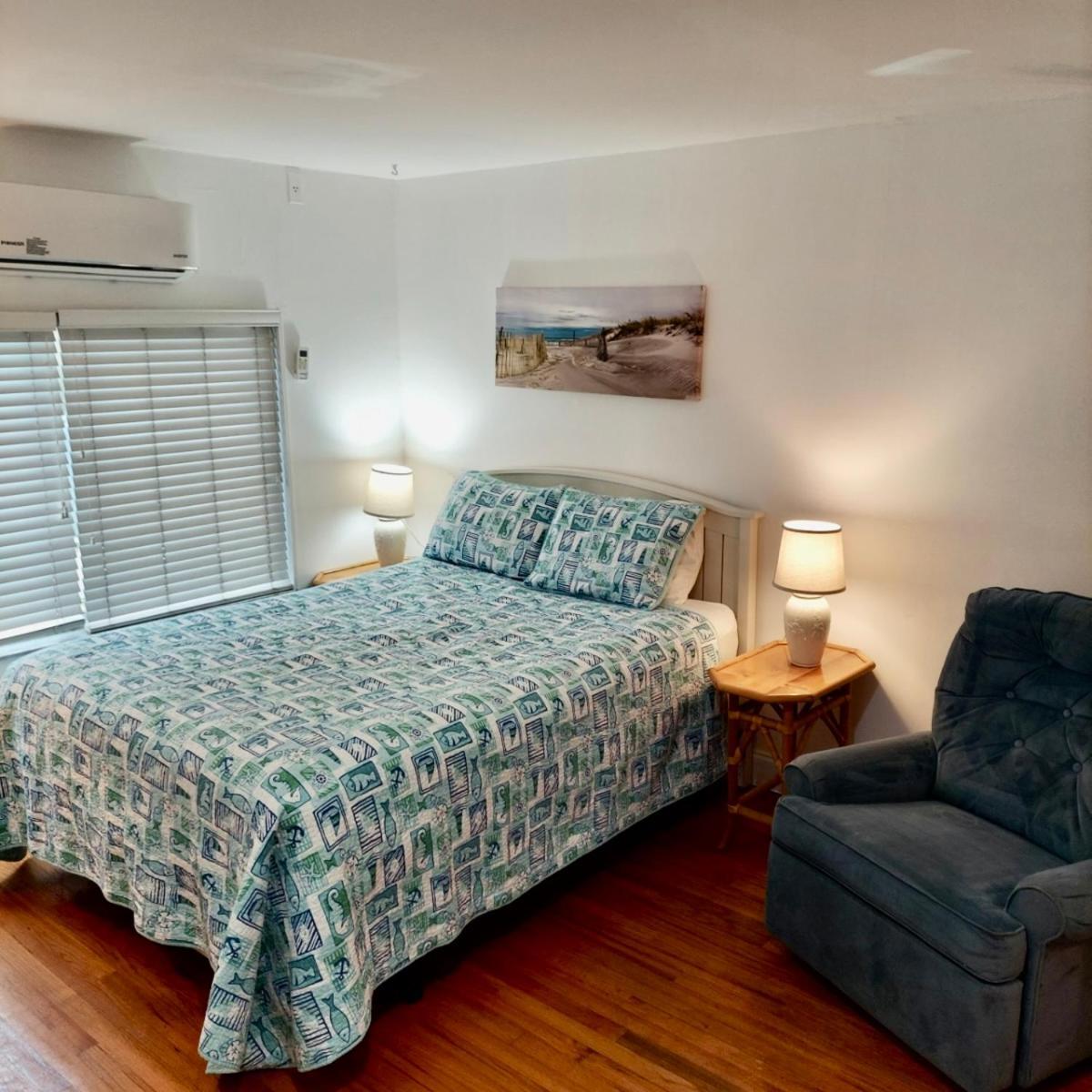 Twins Inn & Apartments سانت بيتي بيتش المظهر الخارجي الصورة